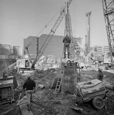 Vintners Place, Upper Thames Street, Queenhithe, London, 01/10/1990. Creator: John Laing plc