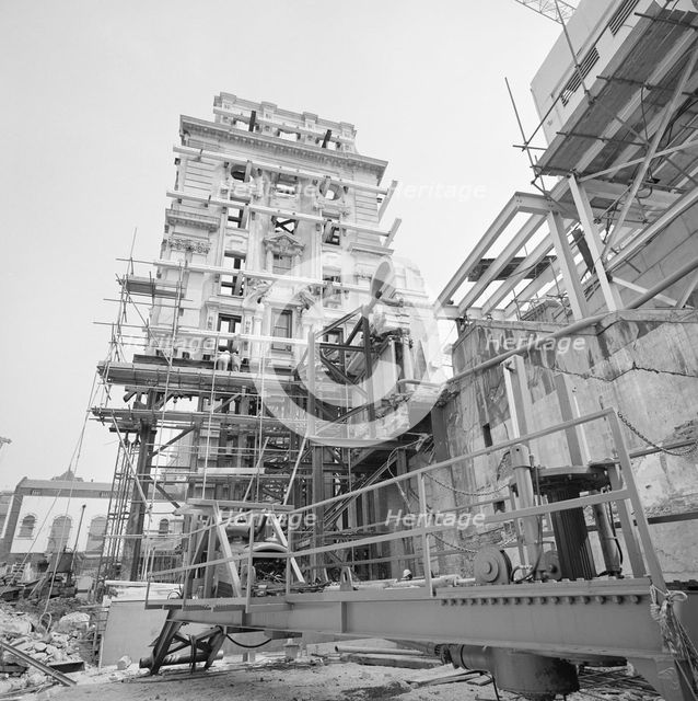 Vintners Place, Upper Thames Street, Queenhithe, London, 31/05/1990. Creator: John Laing plc.