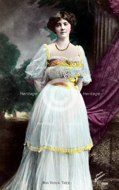 Viola Tree (1885-1938), English actress, 1906.Artist: Bassano Studio