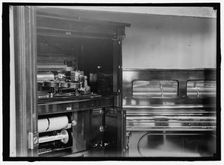 Violano Virtuoso, between 1914 and 1917. Creator: Harris & Ewing