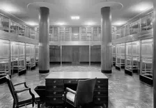 Virginia State Library & Courthouse, Richmond, Virginia, 1941. Creator: Gottscho-Schleisner, Inc