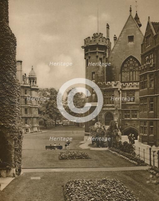 'Vista of Middle Temple Gardens from Fountain Court', c1935. Creator: Unknown.