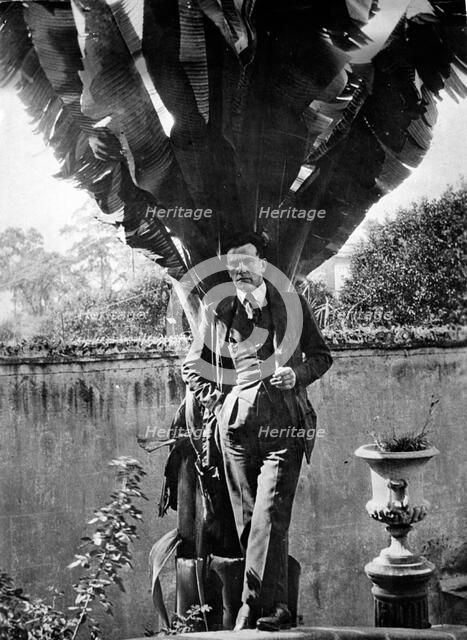 Vladimir Mayakovsky in Mexico, 1925. Creator: Modotti; Tina (1896-1942).