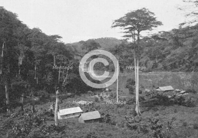 ''Vue sur le Konilou a l'embouchure de la Mandji; L'Ouest Africain', 1914. Creator: Unknown.