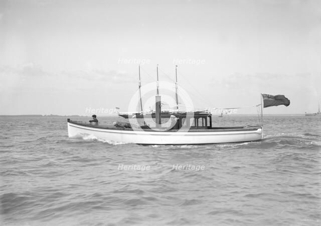 W. White & Sons launch, 1911. Creator: Kirk & Sons of Cowes.