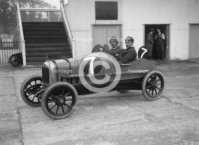 W Bickell in his Singer at the JCC 200 Mile Race, Brooklands, Surrey, 1921. Artist: Bill Brunell.