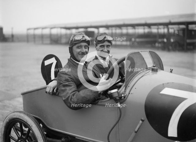 W Bickell in his Singer at the JCC 200 Mile Race, Brooklands, Surrey, 1921. Artist: Bill Brunell.