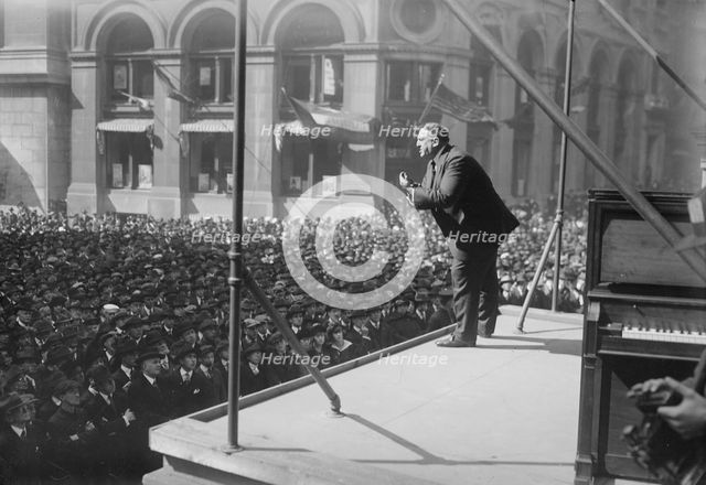 W.H. Edwards, Nov 1918. Creator: Bain News Service.