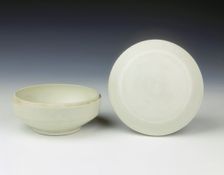 Xing stoneware covered box, Five Dynasties period-early Northern Song dynasty, China, 10th century