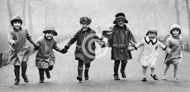 Young children in Hyde Park, London, 1926-1927. Artist: Unknown