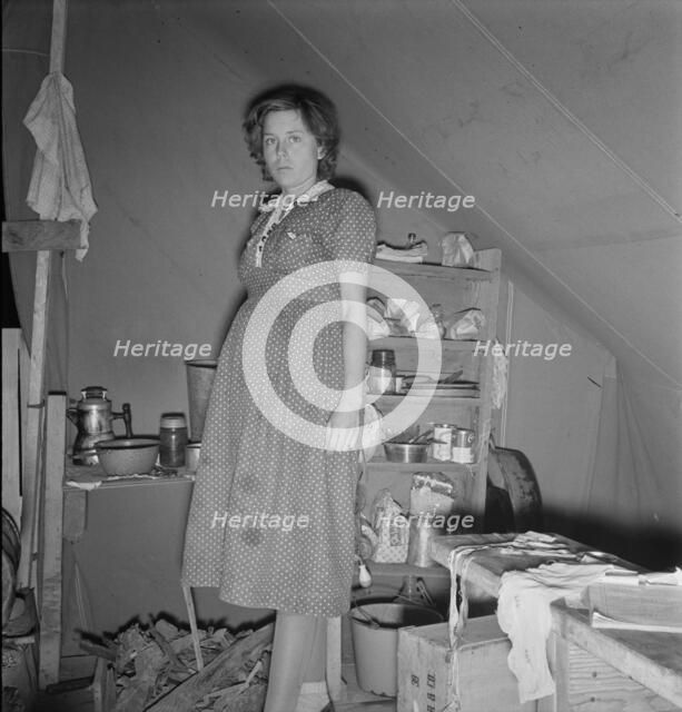 Young mother, aged twenty-two, has one little girl..., FSA, Merrill, Klamath County, Oregon, 1939. Creator: Dorothea Lange.