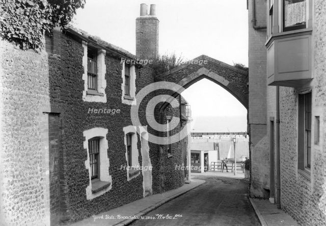 York Gate, Harbour Street, Broadstairs, Kent, 1890-1910. Artist: Unknown