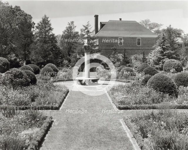 "York Hall," Captain George Preston Blow house, Route 1005 and Main Street, Yorktown, Virginia, 1929 Creator: Frances Benjamin Johnston.