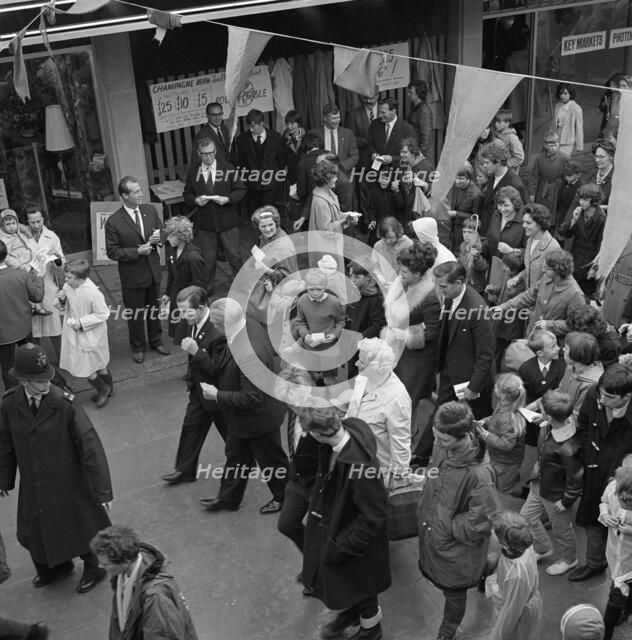 Yate Shopping Centre, Yate, South Gloucestershire, 25/09/1965. Creator: John Laing plc.