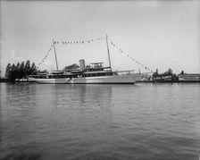 Yacht Caroline of Toledo, St. Clair Flats, Mich., between 1909 and 1915. Creator: Unknown