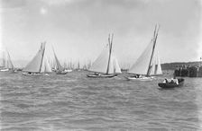 Yacht racing at Cowes. Creator: Kirk & Sons of Cowes