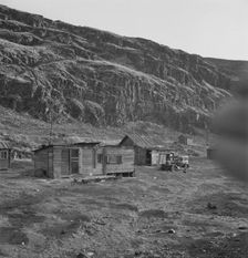 Yakima Indian village, on the Columbia River..., Celilo, Wasco County, Oregon, 1939. Creator: Dorothea Lange