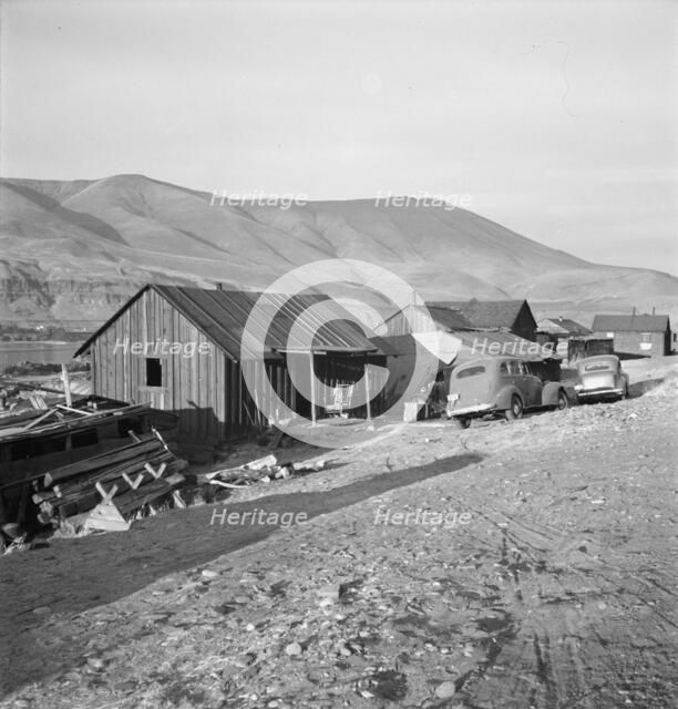 Yakima Indian village, on the Columbia River..., Celilo, Wasco County, Oregon, 1939. Creator: Dorothea Lange.