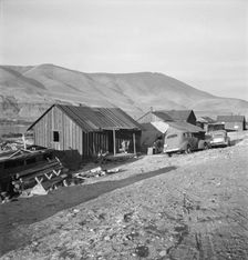 Yakima Indian village, on the Columbia River..., Celilo, Wasco County, Oregon, 1939. Creator: Dorothea Lange