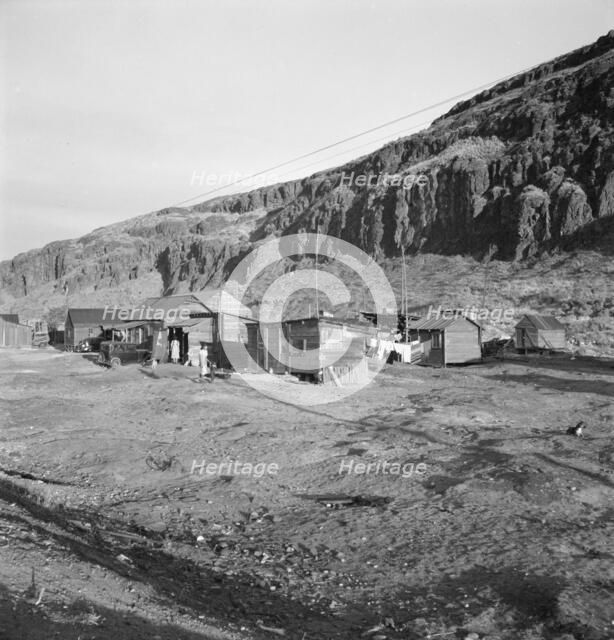 Yakima Indian village, on the Columbia River..., Celilo, Wasco County, Oregon, 1939. Creator: Dorothea Lange.