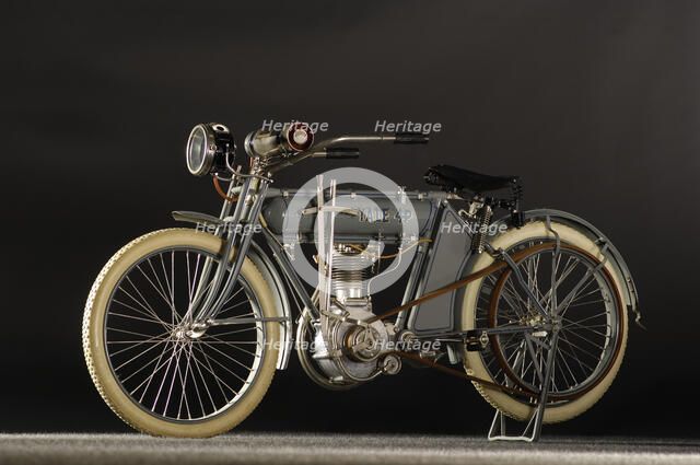 Yale 4 hp 1912. Artist: Simon Clay.