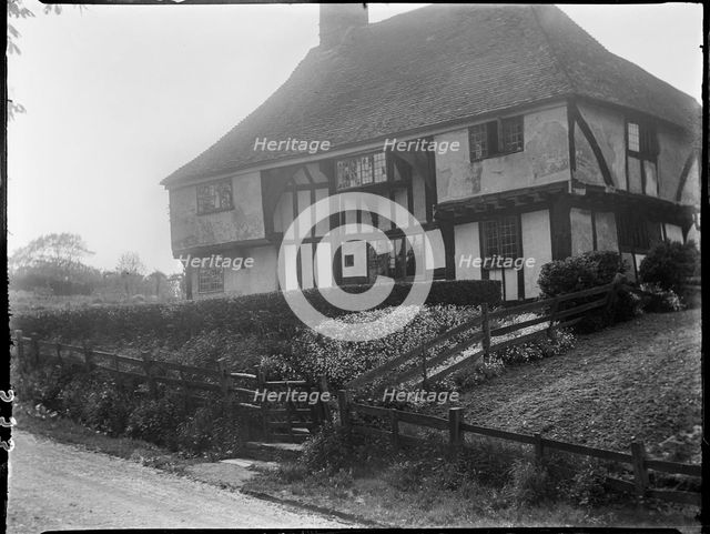 Ye Olde House, Stone-in-Oxney, Stone-cum-Ebony, Ashford, Kent, 1926. Creator: Katherine Jean Macfee.