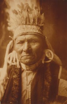 Yellow Bull-Nez Percé, c1905. Creator: Edward Sheriff Curtis