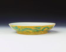 Yellow saucer with dragons in green enamel, Zhengde period, Ming dynasty, China, 1506-1521