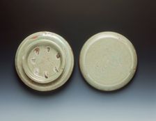 Yue celadon covered box, Five Dynasties-early Northern Song dynasty, China, 10th century