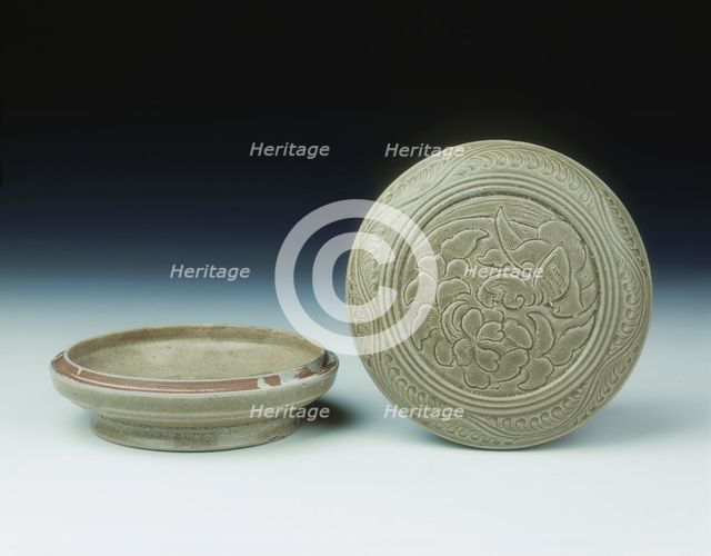 Yue celadon covered box with parrots, early Northern Song dynasty, China, late 10th-11th century. Creator: Unknown.