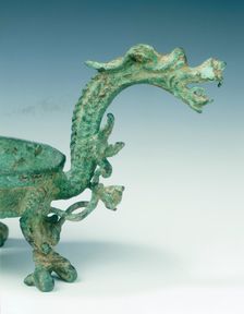 Yunnan bronze lamp in the shape of a dragon, Western Han dynasty, China, 2nd-1st century BC