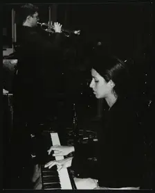 Zoe Rahman and Mark Armstrong playing at The Fairway, Welwyn Garden City, Hertfordshire, 2000. Creator: Denis Williams