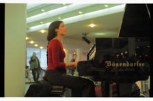 Zoe Rahman, RFH Foyer, 2004. Artist: Brian O'Connor