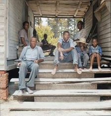Zollie Lyon, Negro sharecropper, home from the field for dinner..., Wake County, North Carolina, 193 Creator: Dorothea Lange