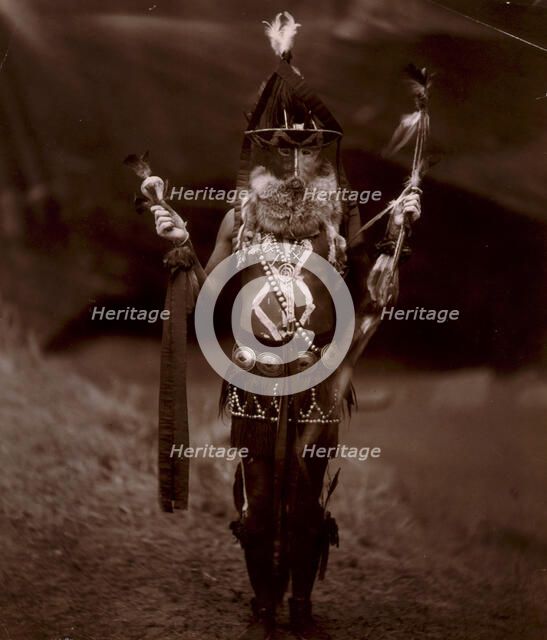 Zahadolzhá-Navaho, c1904. Creator: Edward Sheriff Curtis.