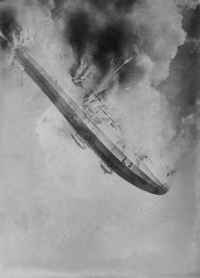 Zeppelin L II, 1913. Creator: Bain News Service