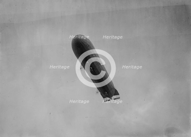 Zeppelin L II [i.e., zeppelin], between c1910 and c1915. Creator: Bain News Service.