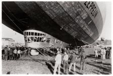 Zeppelin LZ 127 Graf Zeppelin after landing, 1933