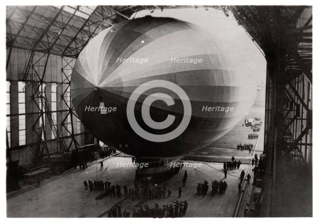 Zeppelin LZ 127 'Graf Zeppelin' entering its hangar, 1933. Artist: Unknown
