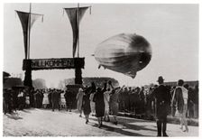 Zeppelin LZ 127 Graf Zeppelin landing at Friedrichshafen, Germany, 1933