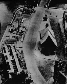 'Zero Feet, Near Zero Hour 1940-1942, (1943)