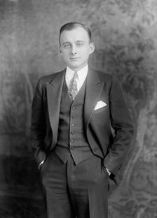 Zirkle, Glendon M. - Portrait, 1933. Creator: Harris & Ewing